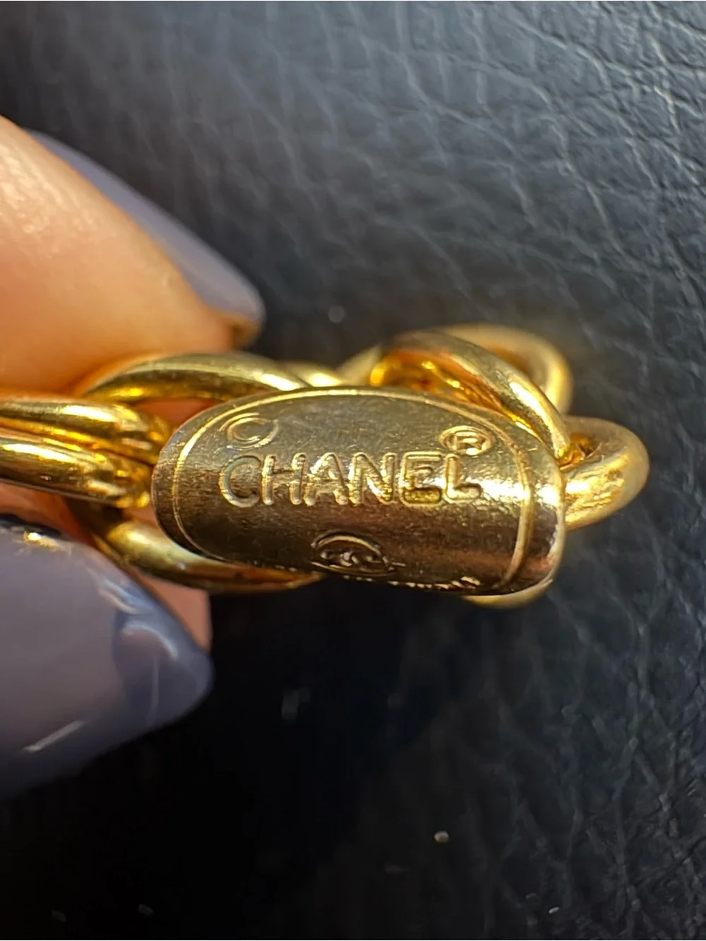 Chanel Gripoix CC Medallion Pendant Necklace RARE!